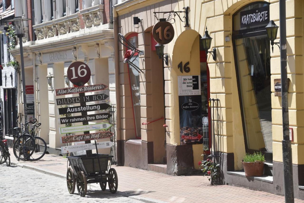 Fewo1846 - Im Sonnenhof - Komfortable 2-Zimmer-Wohnung Im Stadtzentrum フレンスブルク エクステリア 写真